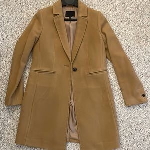 Beautiful Banana Republic camel Italian wool coat.